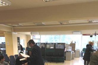 Πάτρα: Σε μαγαζιά και υπηρεσίες ο Κώστας Πελετίδης, για την ενίσχυση της πορείας κατά της ανεργίας!