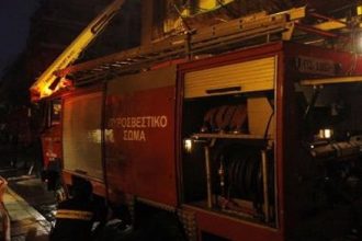 Πάτρα: Αυτοκίνητο της ΔΕΗ τυλίχτηκε στις φλόγες