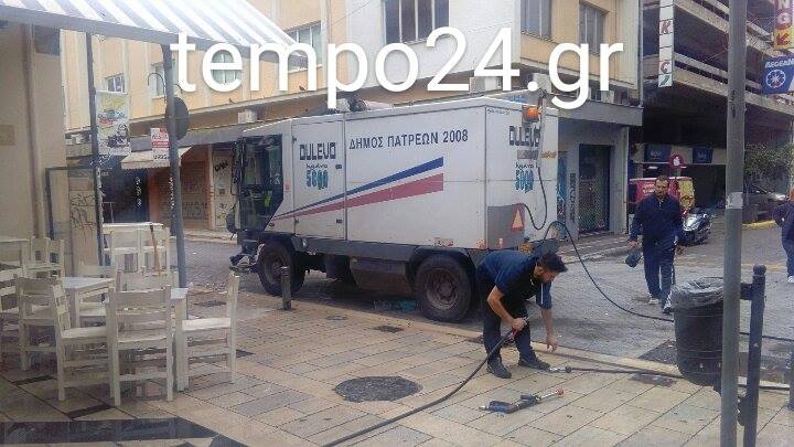 Πάτρα: Έπιασαν δουλειά από τα ξημερώματα τα συνεργεία καθαριότητας - Στόχος η πόλη να αστράφτει ΦΩΤΟΓΡΑΦΙΕΣ