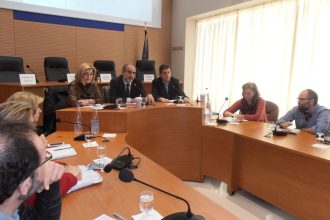 Απ. Κατσιφάρας: Ενώνουμε τις δυνάμεις μας, διεκδικούμε, σχεδιάζουμε και υλοποιούμε – Παρουσιάστηκε η Βιώσιμη Αστική Ανάπτυξη για την Πάτρα