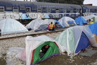 Κλειστή εκ νέου η σιδηροδρομική γραμμή στην Ειδομένη