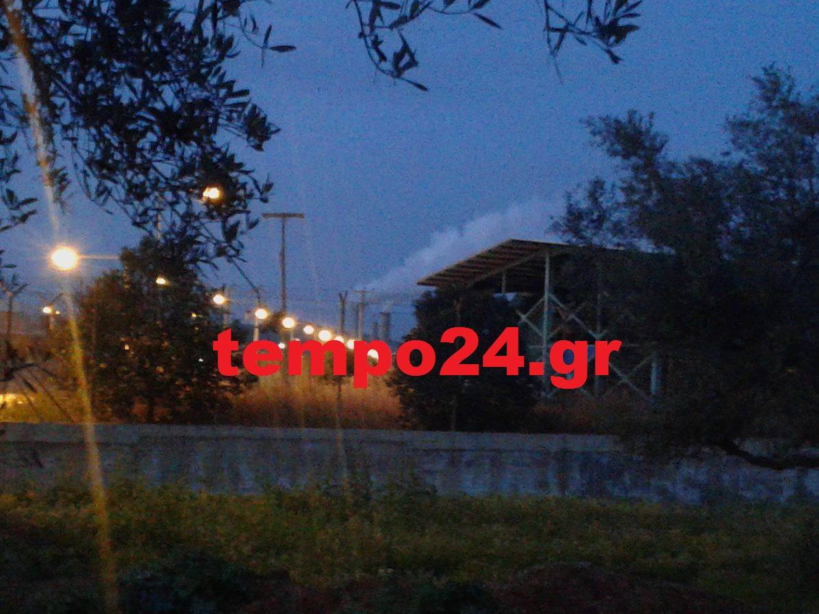 Δυτ. Αχαϊα: Πνίγονται από τον καπνό των πυρηνελουργείων τα χωριά - Φτάνει στην Πάτρα η δυσοσμία