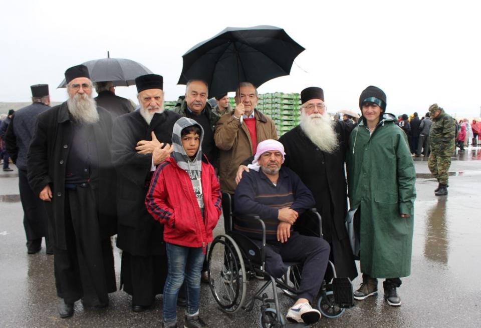 Πάτρα: Ανθρωπιστική βοήθεια στους Πρόσφυγες της Ειδομένης και του Πολυκάστρου - ΔΕΙΤΕ ΦΩΤΟ