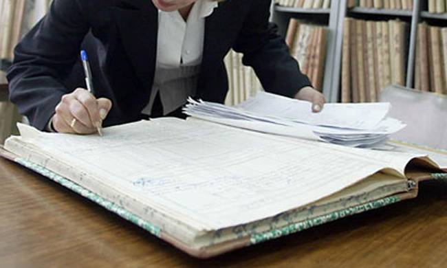 Συνεχίζουν μέχρι 6 Απρίλιου την αποχή τους οι συμβολαιογράφοι