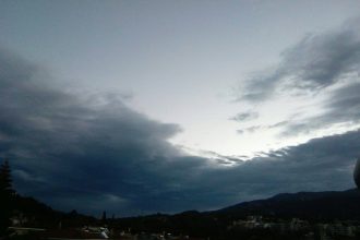 Δυτ. Ελλάδα: Συννεφιά, ασθενείς βροχές και σκόνη