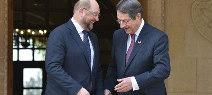 Αναστασιάδης για την αεροπειρατεία: Πάντα όλα έχουν να κάνουν με μια γυναίκα...