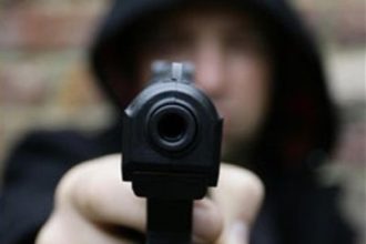 ΣΟΚ - Αγρίνιο: 31χρονος άνοιξε πυρ κατά παρέας ανηλίκων!