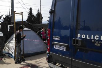 Πετροπόλεμος και ένταση στην Ειδομένη μετά το ατύχημα - ΔΕΙΤΕ ΦΩΤΟΓΡΑΦΙΕΣ