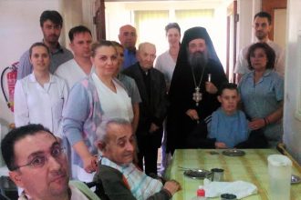 Ο Σεβασμιώτατος Μητροπολίτης Πατρών στο Άσυλο Ανιάτων