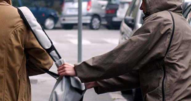 Αγρίνιο: Επίθεση τσαντάκια