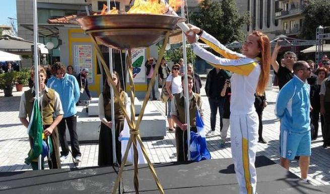 Η Πάτρα υποδέχθηκε την Ολυμπιακή Φλόγα ΒΙΝΤΕΟ