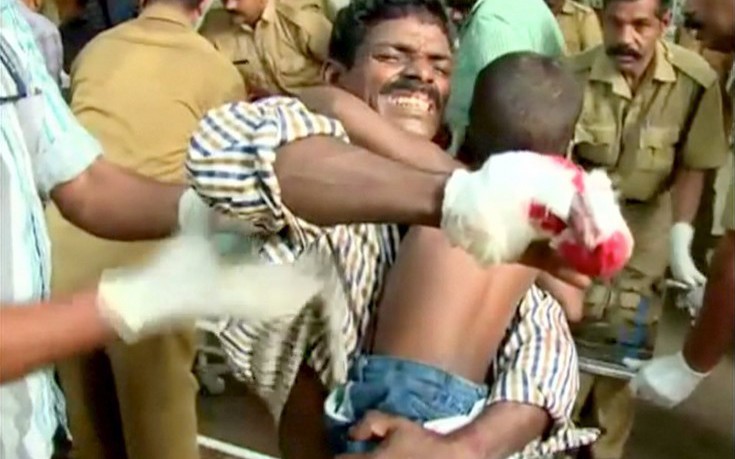 Πυρκαγιά με δεκάδες νεκρούς σε ναό στην Ινδία