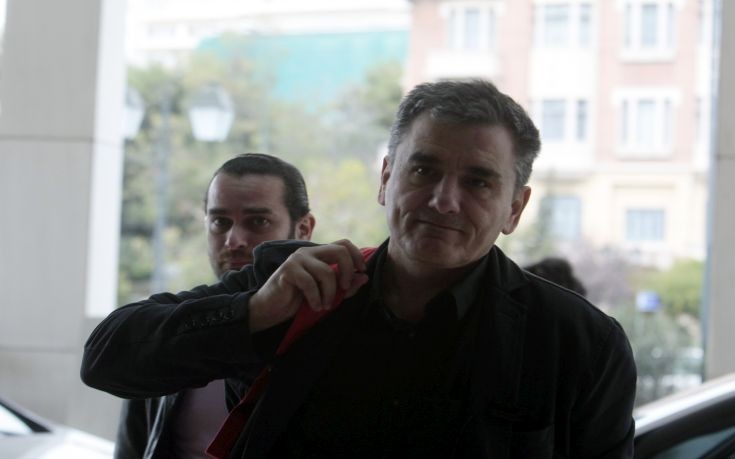 Στις 16:00 το νέο ραντεβού στο Χίλτον με τους θεσμούς