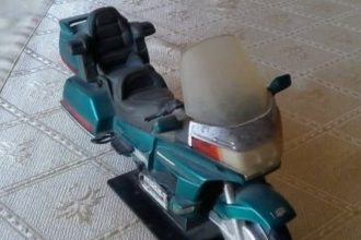 Αίγιο: Μινιατούρα μοτοσυκλέτας με χειροποίητα εξαρτήματα