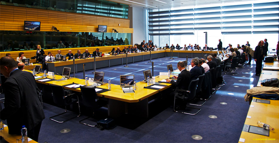 Eυρωπαίος αξιωματούχος: Το Eurogroup θα αποφασίσει για τα εφεδρικά μέτρα