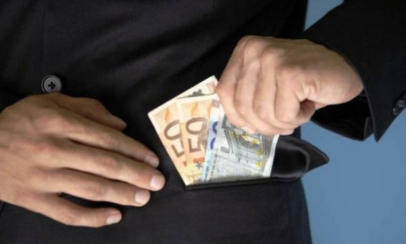 Αγρίνιο: Οι «μαϊμού» εφοριακοί «ξαναχτύπησαν» με «θύμα» μία 74χρονη και λεία 4.500 ευρώ!