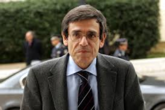 Απεβίωσε ο Γιάννης Αγγέλου - Υπήρξε στενός συνεργάτης του Κώστα Καραμανλή