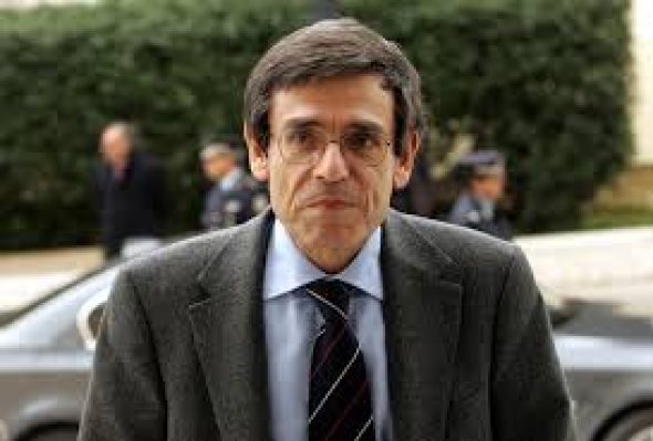 Απεβίωσε ο Γιάννης Αγγέλου - Υπήρξε στενός συνεργάτης του Κώστα Καραμανλή