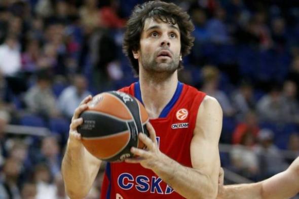 Οπαδός πέταξε μπουκάλι στον Τεόντοσιτς – ΔΕΙΤΕ ΒΙΝΤΕΟ