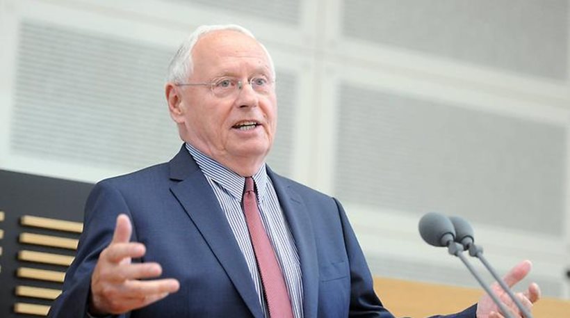 Όσκαρ Λαφοντέν: Το κούρεμα του ελληνικού χρέους είναι αναπόφευκτο