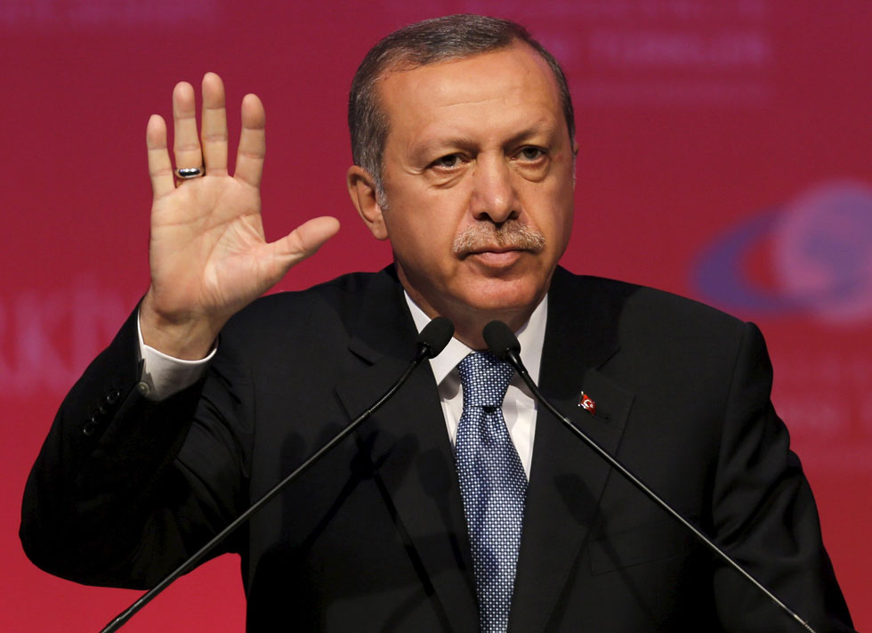 «Αντάρτικο» στην Μέρκελ από το ZDF: Στηρίζει τον κωμικό που σατίρισε τον Ερντογάν