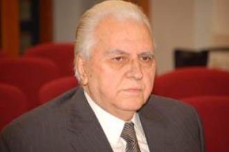 Πάτρα: Παρουσιάζεται το βιβλίο του Β. Μπεκίρη με ομιλητές πρώην Υπουργούς