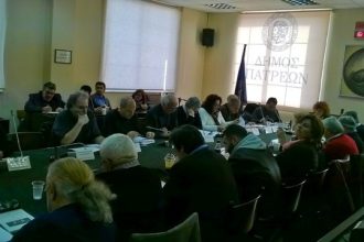 Πάτρα: Αλαλούμ με τα δημοτικά τέλη των επιχειρήσεων - Θα επιμείνουν με νέα προσφυγή οι επαγγελματίες