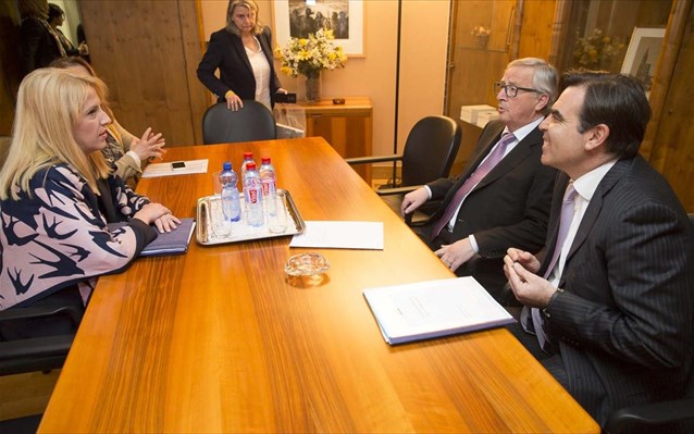 Το προσφυγικό στη συνάντηση Ρένας Δούρου – Γιούνκερ