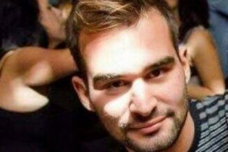 Θρήνος στην κηδεία του άτυχου 25χρονου Άκη Δημόπουλου - Άφησε την τελευταία του πνοή στη ΜΕΘ του Πανεπιστημιακού Νοσοκομείου Ρίου ΔΕΙΤΕ ΦΩΤΟ