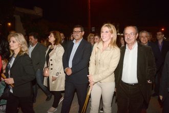 Στον Επιτάφιο της Κοιμήσεως Θεοτόκου Παραλίας ο Κώστας Πελετίδης - ΔΕΙΤΕ ΦΩΤΟΓΡΑΦΙΕΣ