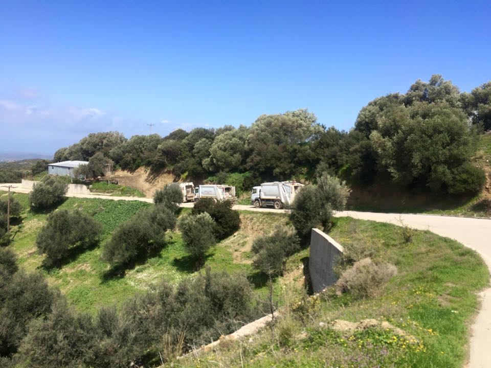 Από σήμερα ξεκινά η μεταφορά 600 τόνων σκουπιδιών από τον Πύργο στον ΧΥΤΑ Φλόκα