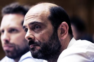 "Βόμβες" του Iάσωνα Φωτήλα στη βουλή - Σε ανένδοτο για την πτώση του ΣΥΡΙΖΑ καλεί ο Αχαιός βουλευτής! ΔΕΙΤΕ ΤΟ ΒΙΝΤΕΟ