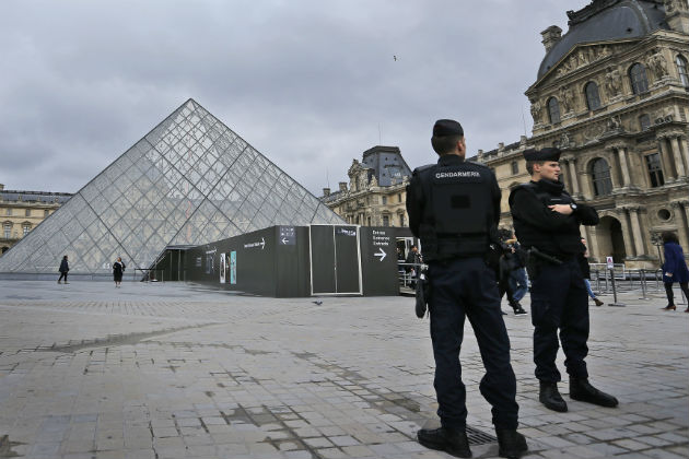 Συνελήφθη 27χρονος Γάλλος για την προμήθεια των μακελάρηδων του Παρισιού