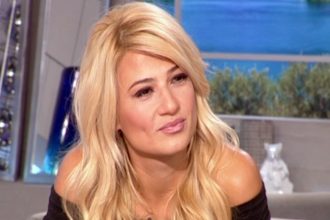 Η Φαίη Σκορδά και το σέξι μαγιό της - ΔΕΙΤΕ ΦΩΤΟ