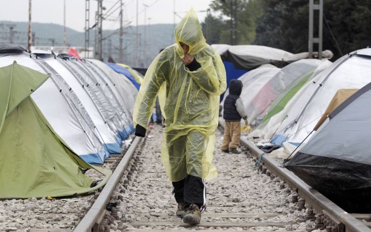 Κομισιόν: Χρειάζονται βελτιώσεις από την Ελλάδα στο σχέδιο για το προσφυγικό
