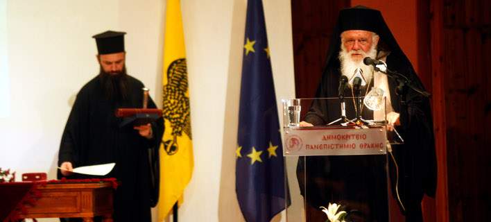 Ιερώνυμος: Η ανθρωπιά ζει στην Ελλάδα- Στην Ευρώπη αργοπεθαίνει