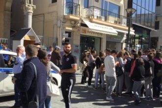 Έπιασαν τον κλέφτη στα πράσα και τον "τουλούμιασαν" στο ξύλο