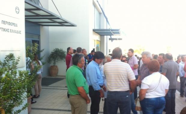 Πάτρα: Παράσταση διαμαρτυρίας για μεταφορά μαθητή στο σχολείο του - Έδωσε λύση η Περιφέρεια