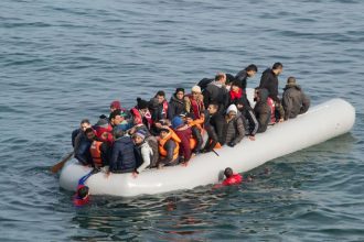 Σχεδόν 6.000 μετανάστες έχουν φθάσει στην Ιταλία από την Τρίτη