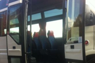 Έγινε κι αυτό! Ιδιώτης χαρίζει λεωφορείο για μεταφορά Αμεα και το κράτος δεν τον αφήνει!