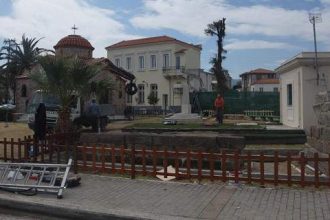 Πυρετώδεις προετοιμασίες στη Λέσβο για την άφιξη του Πάπα