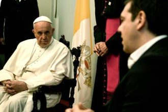 Δεν μεταδόθηκε το πρώτο μήνυμα του Πάπα στη Λέσβο