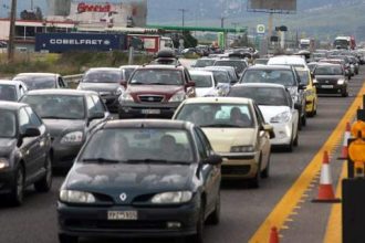 Η μεγάλη έξοδος του Πάσχα – Πάνω από 100.000 εγκατέλειψαν την Αθήνα