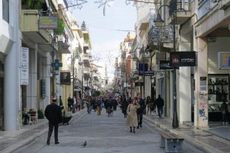 Πάτρα: Συρρικνώνεται το εμπορικό κέντρο - Ποιοι είναι οι δρόμοι με τα περισσότερα λουκέτα - ΔΕΙΤΕ ΠΙΝΑΚΑ