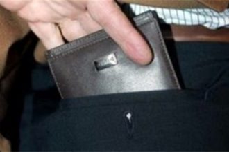 Αγρίνιο: Επιτέθηκαν και λήστεψαν ηλικιωμένο