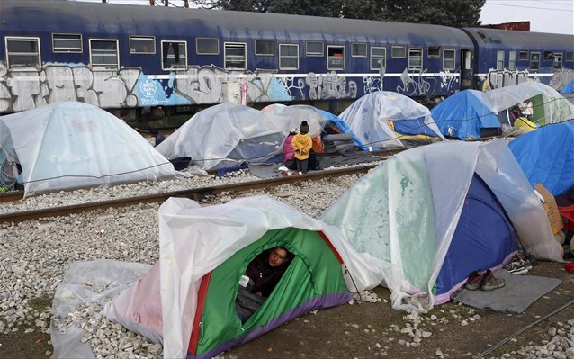 Δεν αντέχουν οι μετανάστες στα κέντρα κράτησης -393 απόπειρες αυτοκτονίας μόνο το 2015