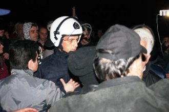 Ένας τραυματίας σε συμπλοκή προσφύγων στο λιμάνι του Πειραιά