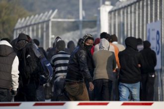 Πού βρίσκονται και πόσοι μένουν στα κέντρα φιλοξενίας προσφύγων του στρατού