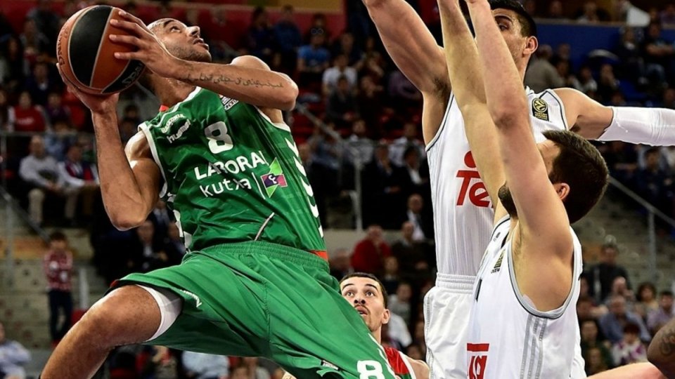 "Φιλί ζωής" στον Ολυμπιακό μετά την ήττα της Ρεάλ