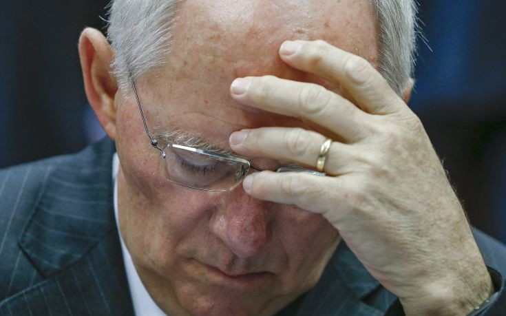 Το Spiegel εμπλέκει τον Σόιμπλε στο σκάνδαλο των Panama Papers